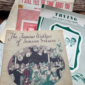 FAMOUS WALTZES OF JOHANN STRAUSS Piano Solo Sheet Music Chester Wallis bundle